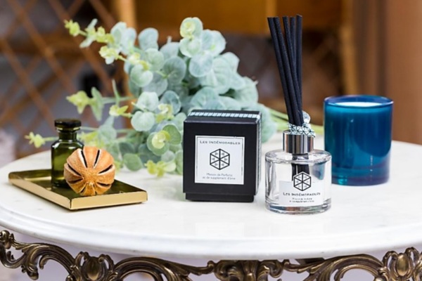 Marquer l’esprit et la mémoire en étant invisible